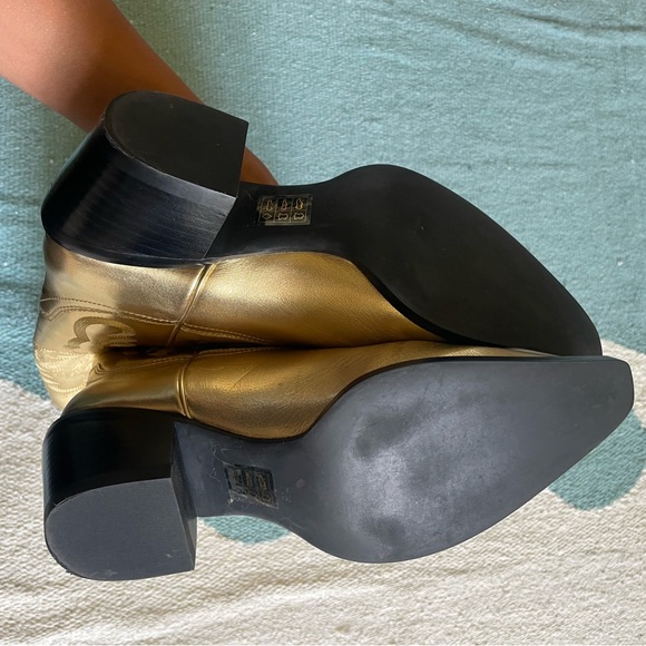 Jeffrey Campbell Gold Dagget Western boot! size 7.5 - Picture 4 of 6